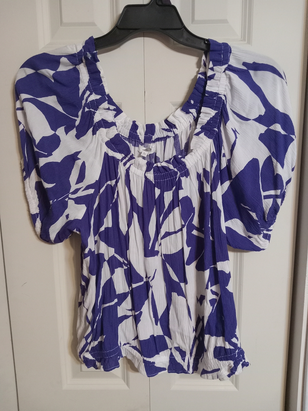 Maurices White and Purple Floral Peasant Blouse
